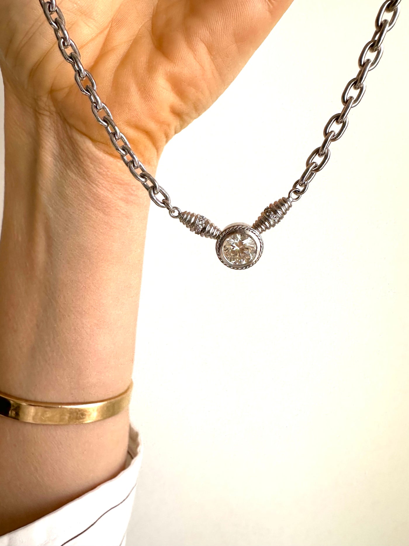 estate 18k white gold thick heavy cable chain with 2 carat round white diamond in bezel setting