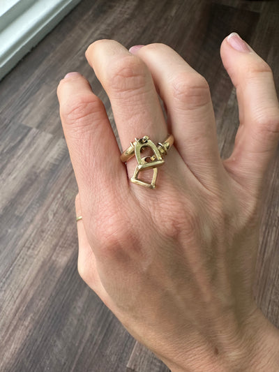 ESTATE Yellow Gold Equestrian Horse Stirrup Ring